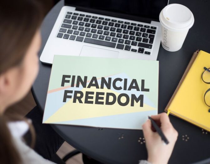 Langkah Kecil Menuju Finansial Stabil Langkah Kecil Menuju Finansial Stabil